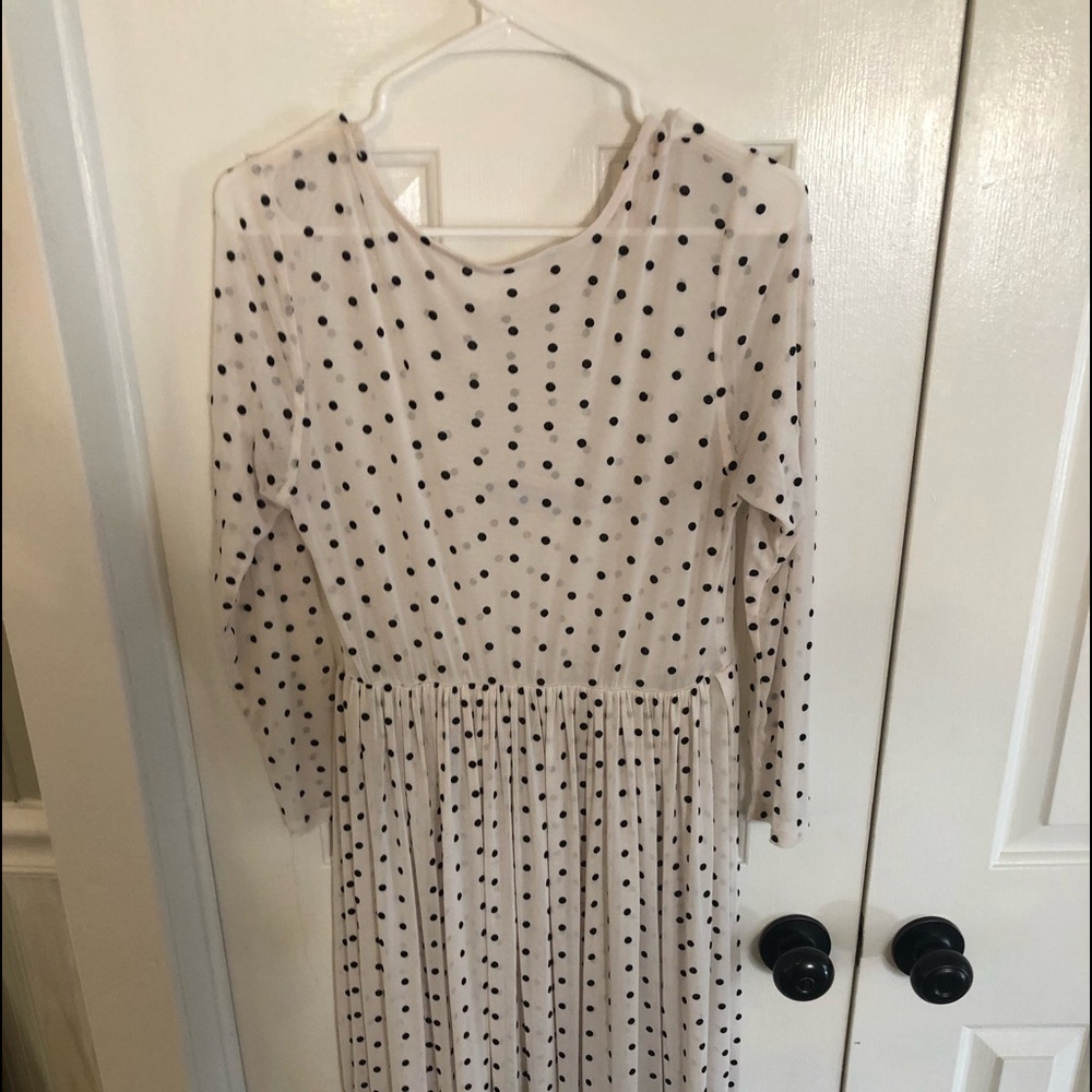 Torrid size 1 polka dot sheer overlay